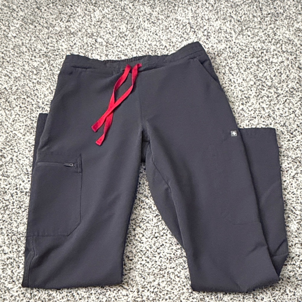 Figs Charcoal Grey Pant